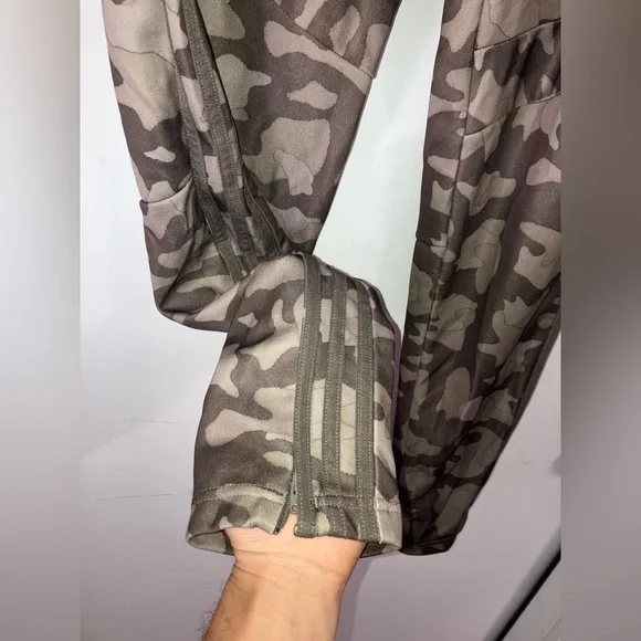Like New Adidas Camouflage Joggers Slim Fit Soccer Pants - Picture 3 of 5